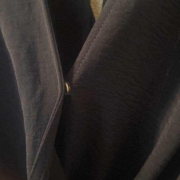 NWT Gilli deep vneck romper size small - Picture 3 of 8